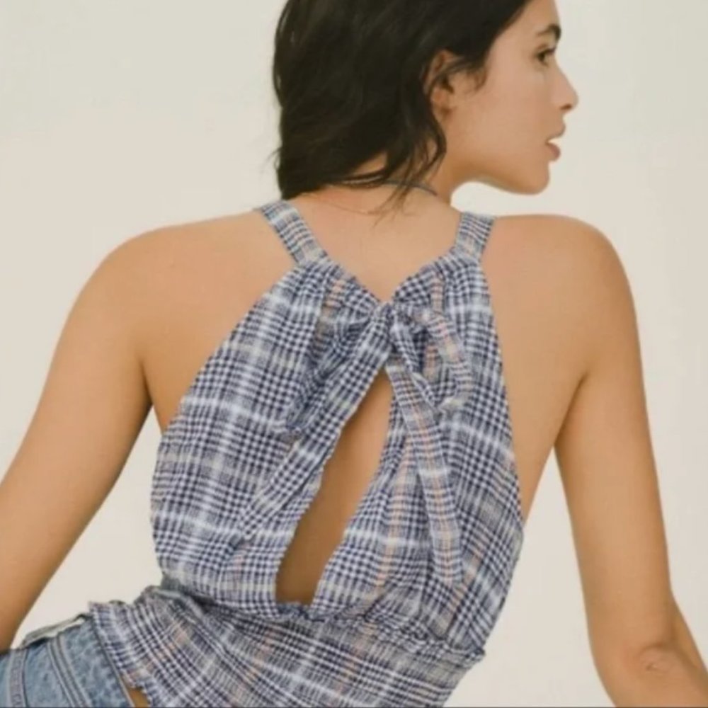 Pilcro | Plaid ruched top - Picture 3 of 8